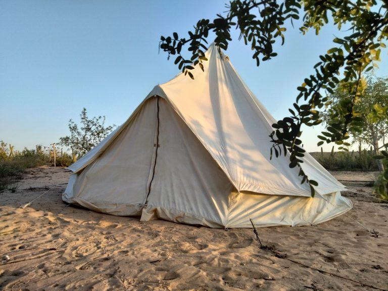 אוהלי גלמפינג בשירת המדבר